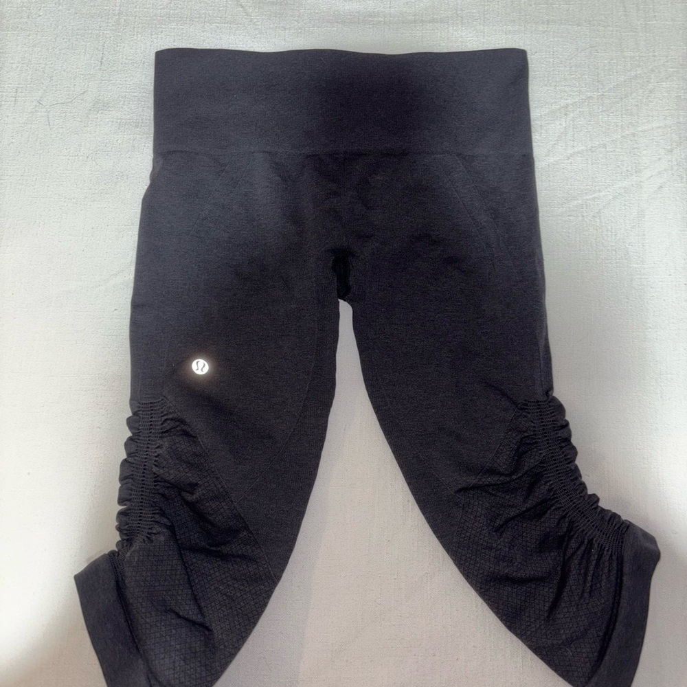 Lululemon Athletica Black In the Flow cropped Leggings